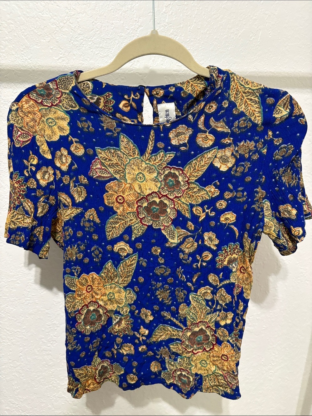 Vintage Floral Short Sleeve Top in Royal Blue